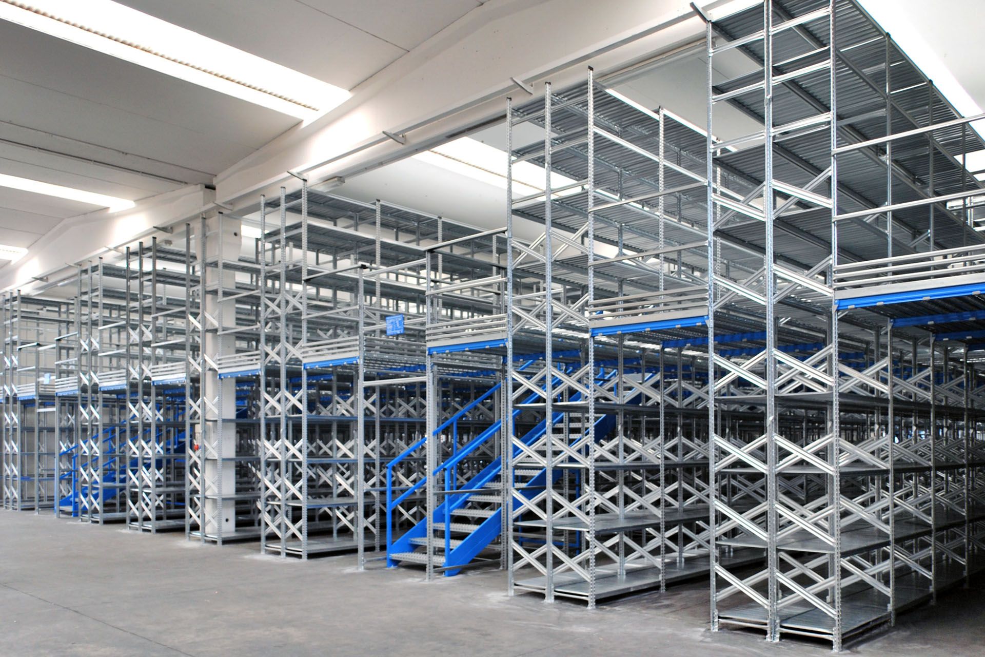 Metalsistem legbordstellingen detail