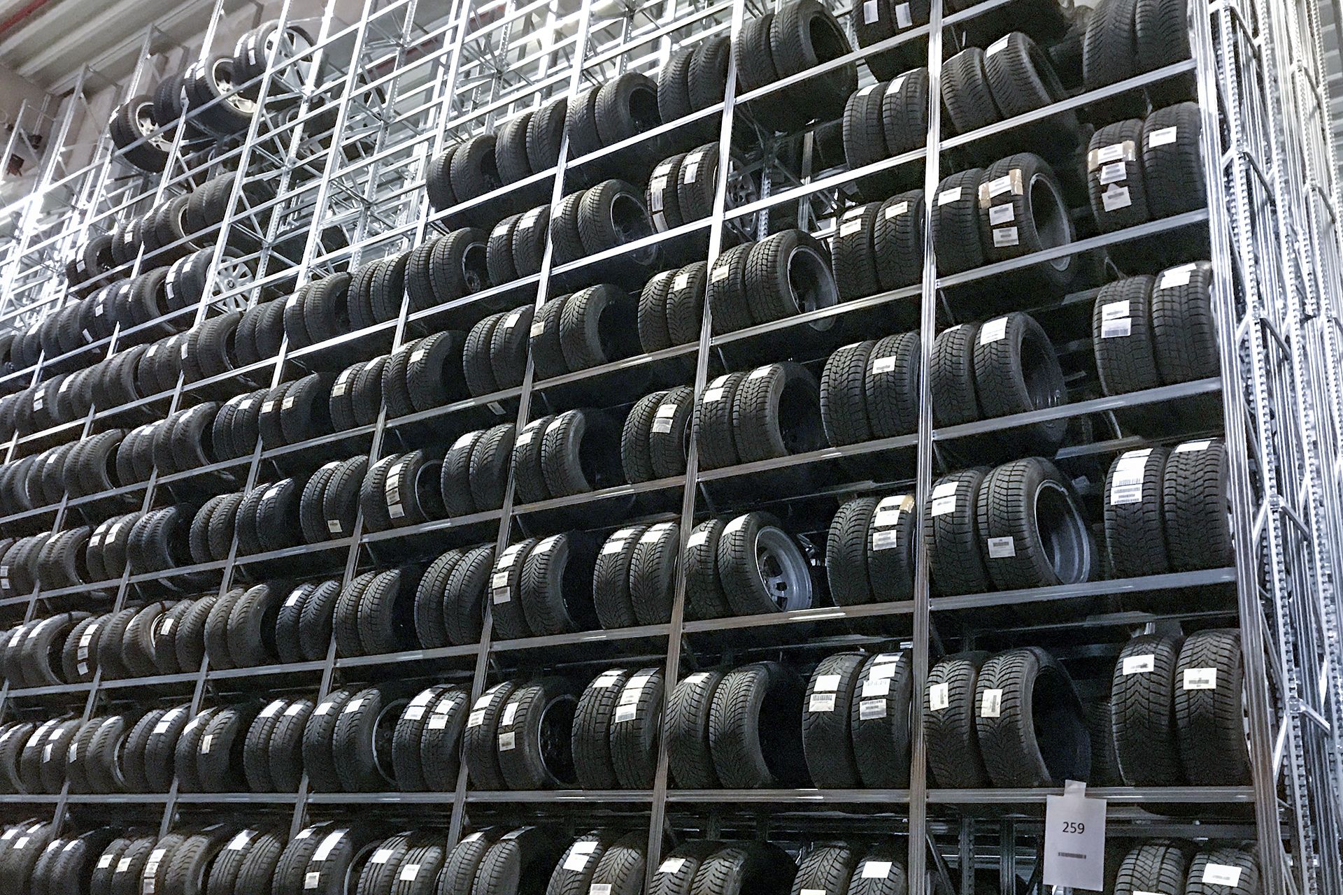Metalsistem Unirack industriële legbordstellingen