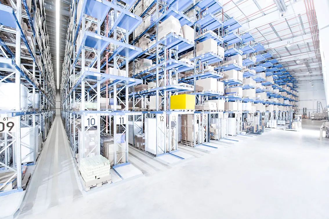 SSI Sch&auml;fer hoogbouw magazijn &mdash; genummerde secties